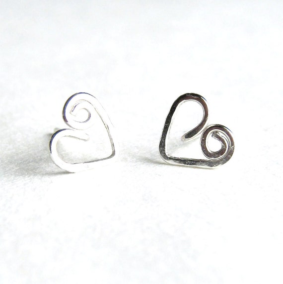 Items similar to Sterling Silver Swirly Heart Studs. Hand Hammered ...