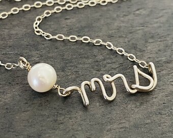 Mrs Necklace. Sterling Silver Mrs Name Necklace with Off White Freshwater Pearl. Bridal Wedding Day Necklace. AzizaJewelry