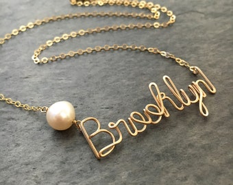 Gold Pearl Name Necklace. Custom Gold Name Necklace with Off White Freshwater Pearl. Personalized Off Round Pearl Name Necklace