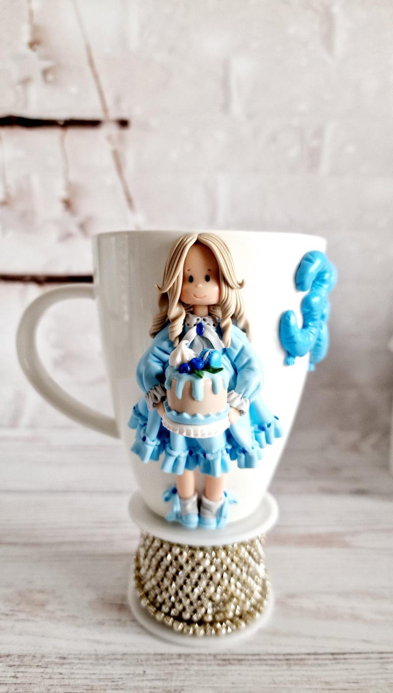 Polymerlera mugg och sked set, anpassad lerfigur mugg, tekopp set, födelsedagspresent till henne, julklapp, kawaii mugg, juldockor bild 9