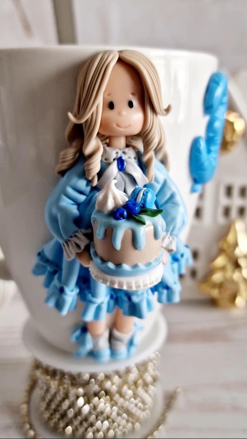 Polymerlera mugg och sked set, anpassad lerfigur mugg, tekopp set, födelsedagspresent till henne, julklapp, kawaii mugg, juldockor bild 2