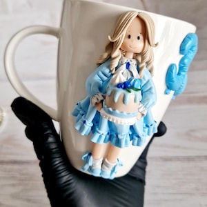 Polymerlera mugg och sked set, anpassad lerfigur mugg, tekopp set, födelsedagspresent till henne, julklapp, kawaii mugg, juldockor bild 1