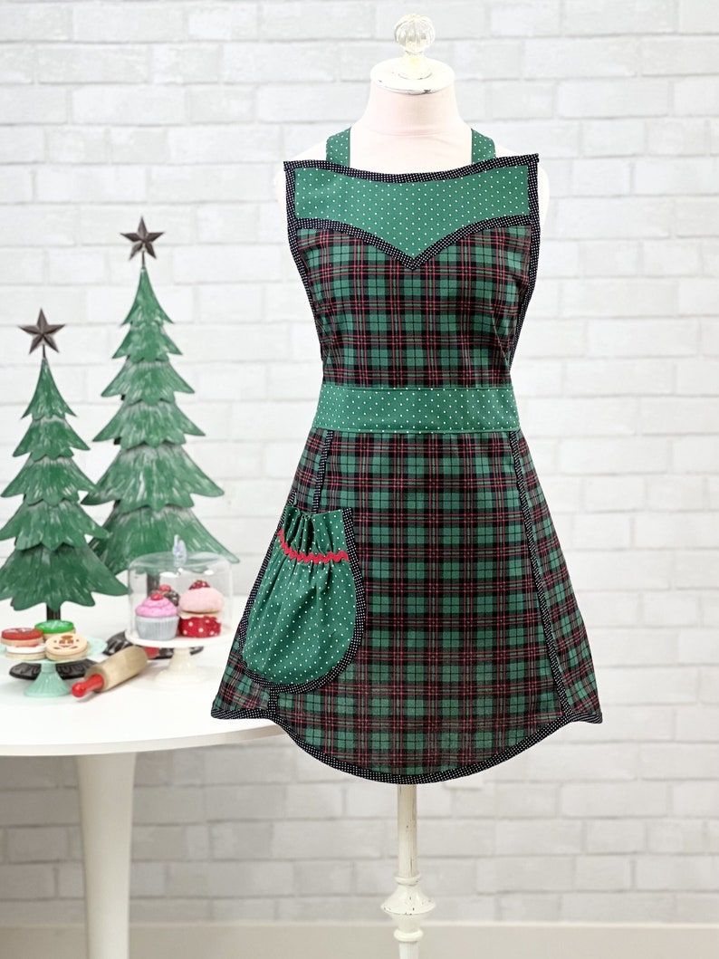 Women's Christmas Apron, Women's Holiday Apron, Cute Retro Apron for Women, Christmas Plaid apron for women, Green Plaid image 1