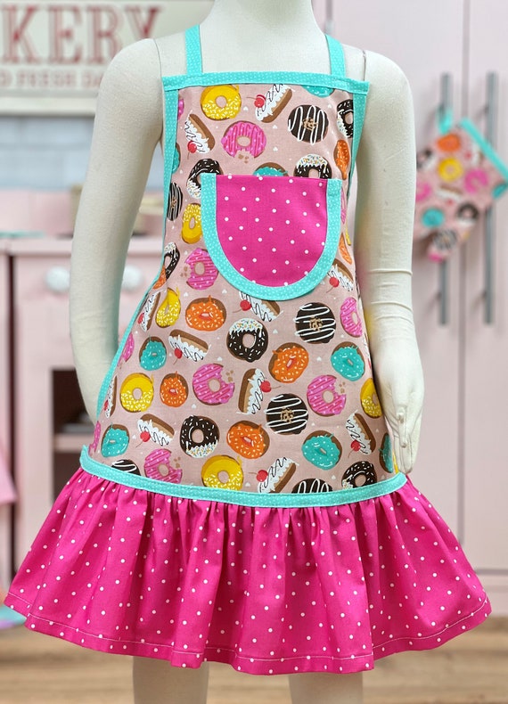Mommy and Me Ruffle Apron and Chef Hat Set