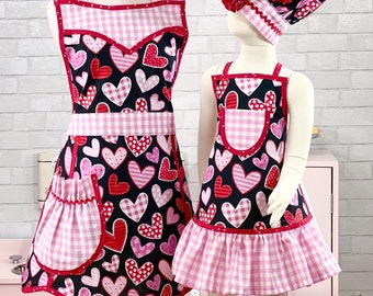 Mother Daughter Valentine's Aprons, Matching Apron Set, Mommy and Me Matching Heart Aprons, Party Aprons for Mommy and me