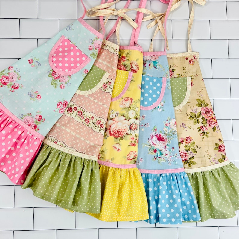 Kids Apron, Girls Ruffle Apron, Child's Chef Set, Childrens Aprons, Little Girls Apron, Toddler Apron, Shabby Chic Apron, Tea Party Apron image 5