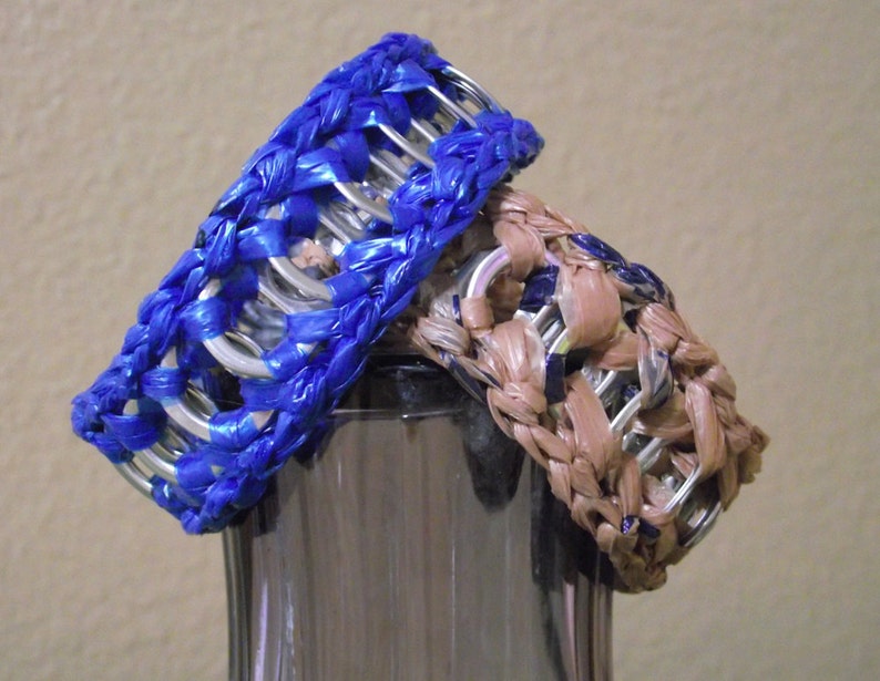 Crochet Pattern Pop Tab without Band Plarn Bracelet ..need 20 pop tabs, 1 plastic bag & 30 minutes... all yarn friendly image 3