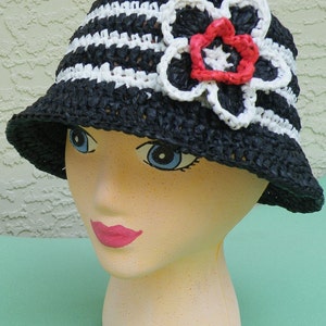 Plarn Cloche Hat with Flower crochet pattern ...a Treasury featured item image 2