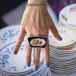 Joyas reutilizadas, Joyas de porcelana rota, Joyas recicladas, Anillo de porcelana, Anillo vintage, Anillo reciclado, Joyas antiguas, Anillo grande