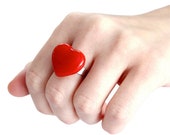 Rot Herz Ring, Geschmolzener Glasring, Geschenk für sie, roter Ring, Liebesring, Glasring, Statement Ring, Cocktailring, handgemacht von StudioLeanne