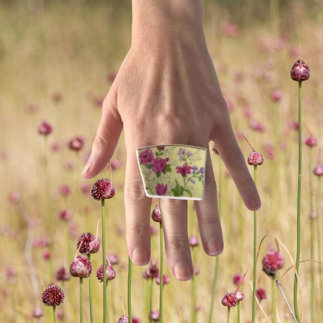 Flower Ring, Upcycled Ring, Broken China Jewelry, Porcelain Ring ...