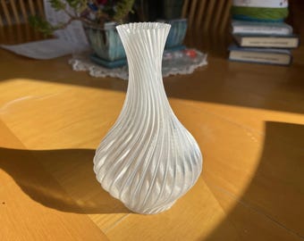 Spiral Vase - 3D Print File for BambuLab A1 & A1 mini for Modern Home Decor - Limited Edition, Only Few Left