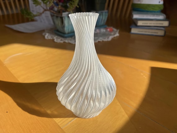 Spiral Vase - 3D Print File for Bambulab A1 & A1 Mini for Modern
