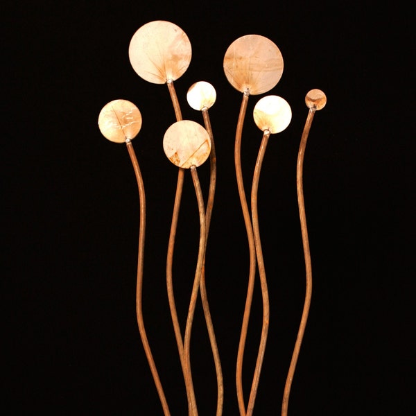 Metal Paddle Weeds Garden Art Sculpture: 5-Foot Set of 7