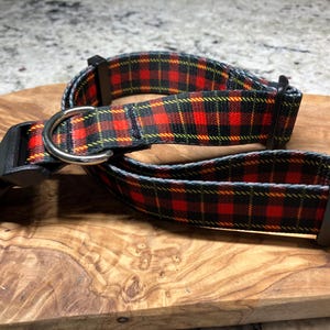 Dark Plaid dog collar 1&quot; width, red black and yellow color pattern