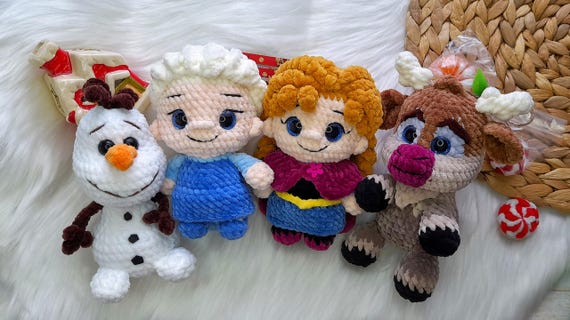 Snow queens Anna and Elsa, Snowman Olaf and Reindeer Sven Deer Collection Crochet Pattern Festive Christmas Amigurumi Plush (ENG PDF)