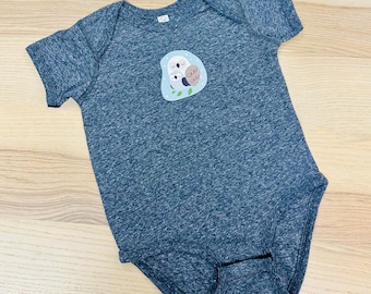Cuddly Owls Illustrated Design Infant/Baby Onesie Bodysuit