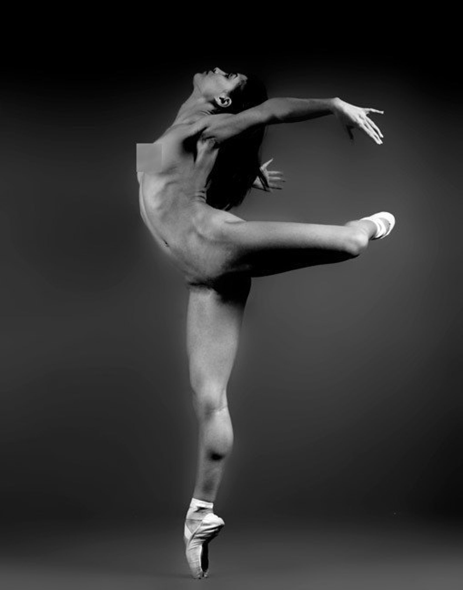 Nude Ballerina Black and White image 0 