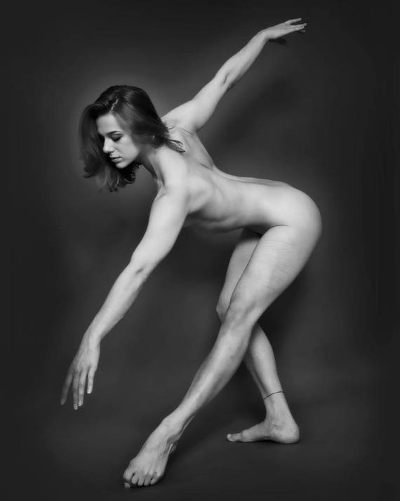 Nude Dancer