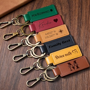 Llavero de cuero grabado personalizado, llavero de cuero con monograma, llavero de cuero personalizado, regalo de Navidad para él o ella, regalos para empleados de empresa.