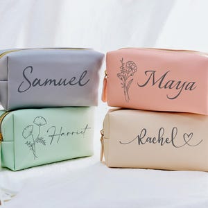 Trousse de maquillage en cuir personnalisée, pochette fleurie pour le mois de naissance, organiseur de voyage avec nom gravé, cadeau de demoiselle d'honneur personnalisé, cadeau de remerciement pour femme