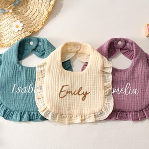 Gepersonaliseerde geborduurde mousseline babyslabbetje, zacht katoenen slabbetje met naam, aangepast slabbetje, perfect cadeau voor pasgeborenen, ideaal kraamcadeau