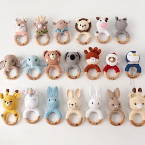 Personalized Crochet Baby Rattle, Custom Wooden Animal Toy, Engraved Crochet Toy Rattle With Name for Newborns, Handmade Baby Shower Gift