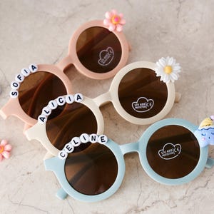 Personalized Kids Sunglasses, Cute Flower Sunglasses for Little Girls & Toddlers, Fun Custom Sunglasses with Name, Perfect Party Gift