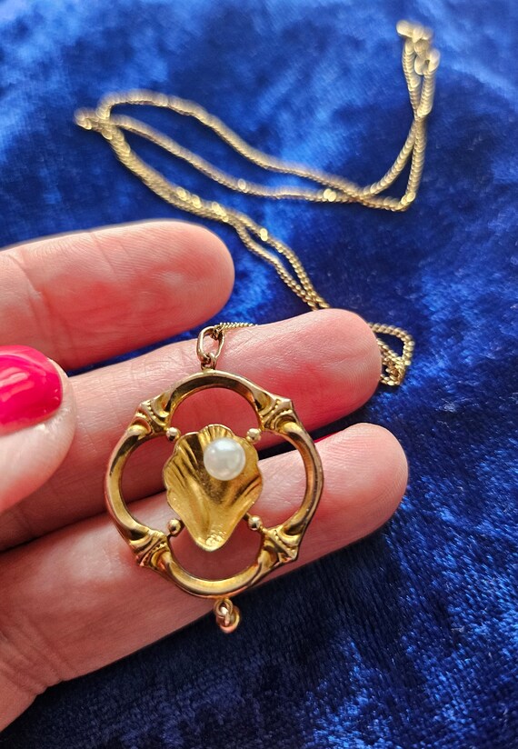 Art Nouveau vintage shell necklace 9ct gold pearl… - image 4
