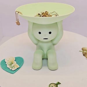 Smiskii Trinket Dish, Jewelry Holder, Ring Holder, Trinket Dish,Desk, 3d print, Decor, Room Decor, Office decor