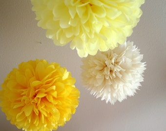 Daisy .. set of 3 tissue pom poms for weddings and birthdays