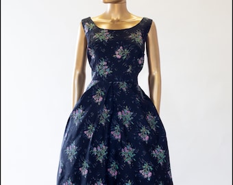 Original True Vintage 1950s Black Floral Taffeta Dress Full Skirt - Size Small Waist 28" - Free Shipping Worldwide