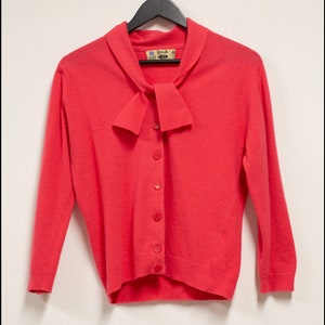 True Vintage Lambswool Pringle Bright Pink Bow Cardigan Size M Free Shipping Worldwide image 3