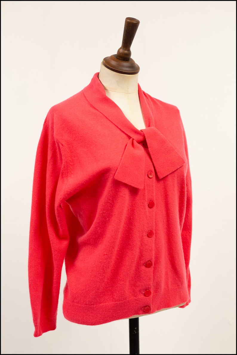 True Vintage Lambswool Pringle Bright Pink Bow Cardigan Size M Free Shipping Worldwide image 9