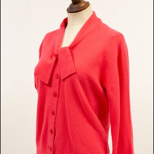 True Vintage Lambswool Pringle Bright Pink Bow Cardigan Size M Free Shipping Worldwide image 1
