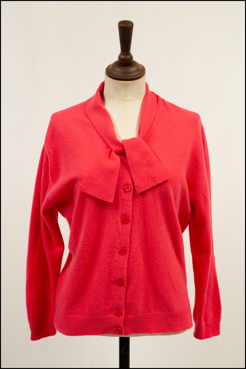 True Vintage Lambswool Pringle Bright Pink Bow Cardigan Size M Free Shipping Worldwide image 2