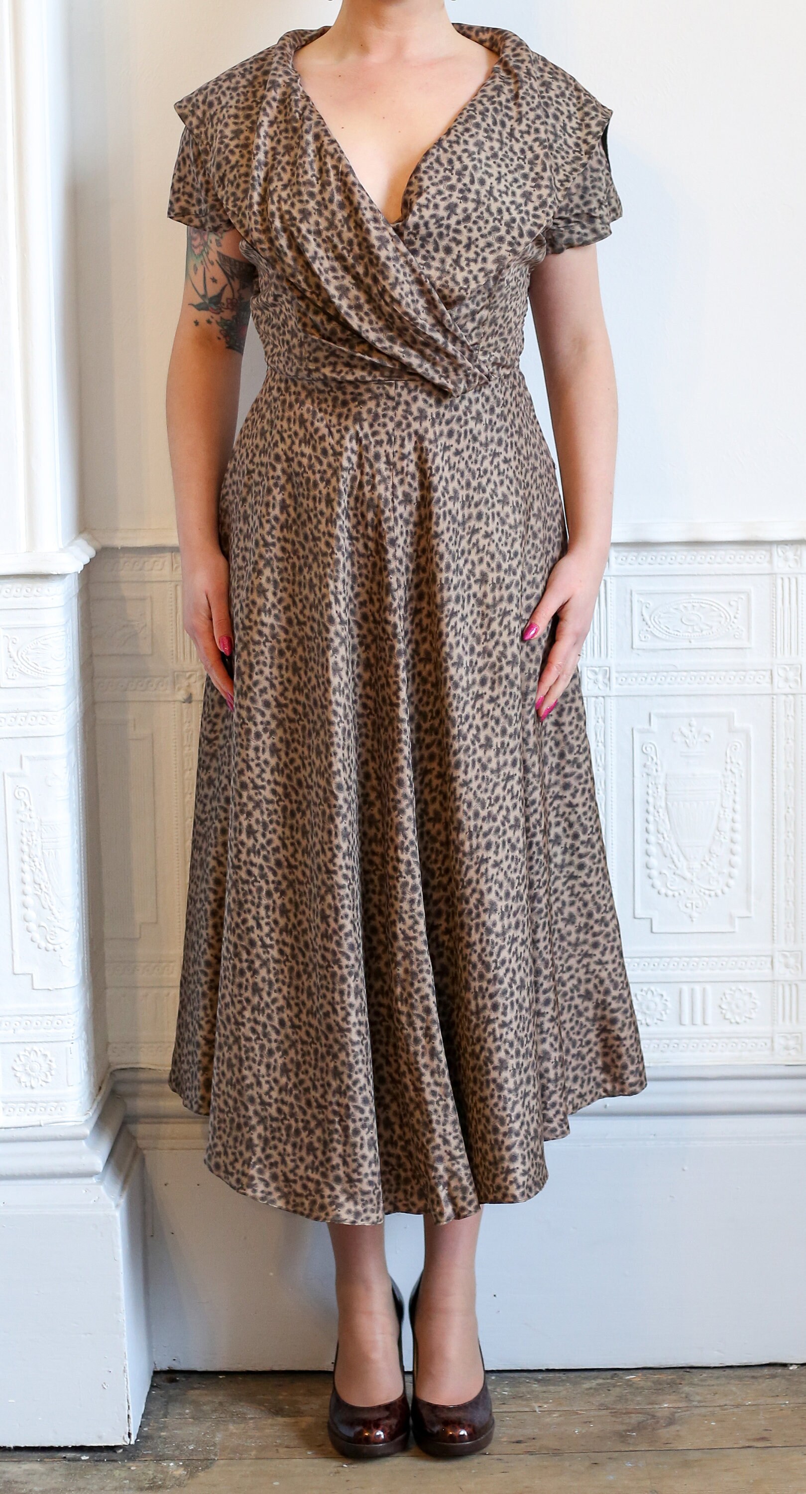 Image of Original Vintage S Brown Leopard Print Rayon Swing Dress - Size Small Free Shipping