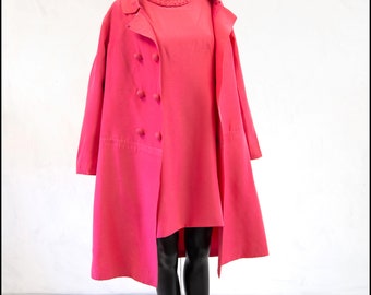 Original True Vintage 1960s Pink Crepe Mini Dress Coat Suit - Size Medium - Free Shipping Worldwide