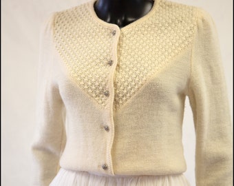 Original vintage 1970s Popcorn Knit Cream Cardigan - Size Small - Free Shipping Worldwide