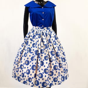 Original True Vintage 1950s blue and white polka dot rose print bark cloth cotton full skirt - Waist 26&quot;