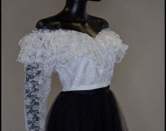 Original Vintage 1980s White Lace Ruffle Crop Top Bridal - Size Small - Free Shipping Worldwide