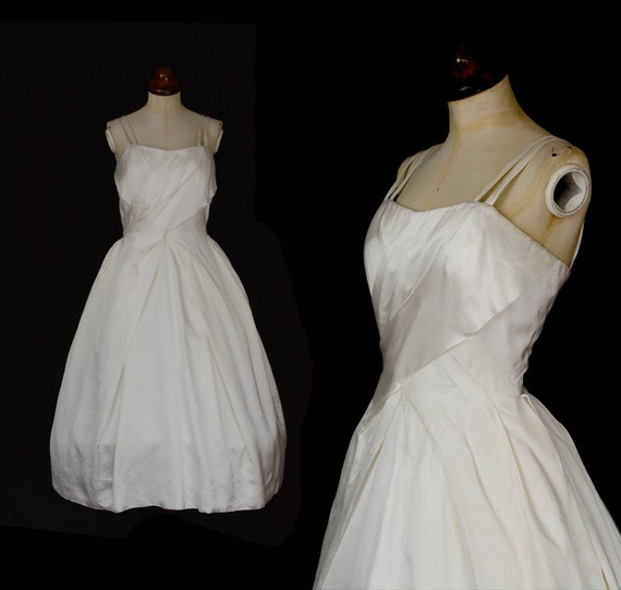 Original Vintage 1950s Frank Usher Ivory White Sat
