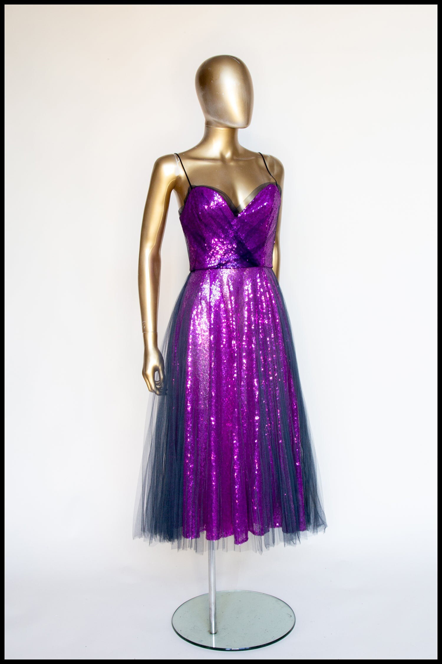 The Hepburn K Gold Sequin Gown – ALEXANDRAKING