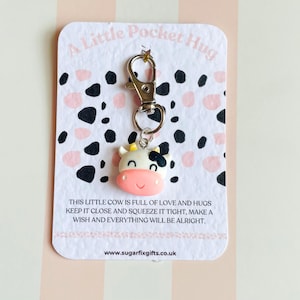 Abalorio/llavero para bolso con diseño de vaca de las Tierras Altas. Incluye bolsa de regalo de organza.