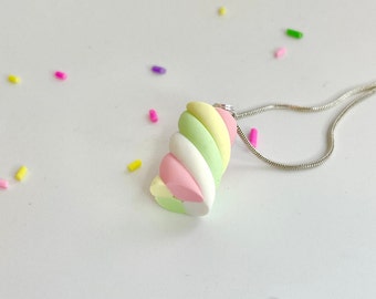 Collier pendentif guimauve pastel fait main, cadeau bijoux en pâte polymère fimo pour elle - sac cadeau inclus