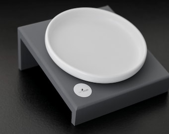 Basics: Set of slanted cat bowl riser & white ceramic bowl ''Grand'', Ergonomic set, white cat bowl, feeding station, CAT LOURI