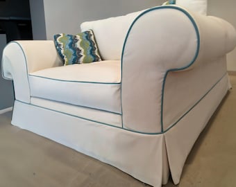 Weißes Sofa aus Baumwolle und Leinen mit blauer Paspel, Sofabezug nach Maß, mehrere Optionen