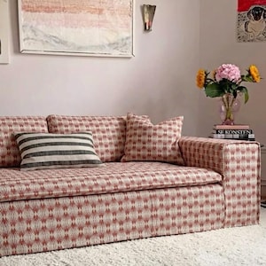 Retro Geometric Sectional Sofa | Red and White Upholstered L-Shaped Couch | Comfortable Fabric Seat for Living Room & Apartment