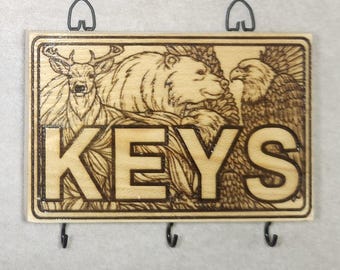 Engraved Wildlife Key Holder: Rustic Animal Key Rack