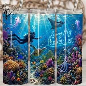 Diseño PNG para vaso delgado de 20 oz para buceo / Diseño de sublimación para amantes del océano / Descarga digital de tortuga marina y arrecife de coral / Viviendo mi lista de deseos